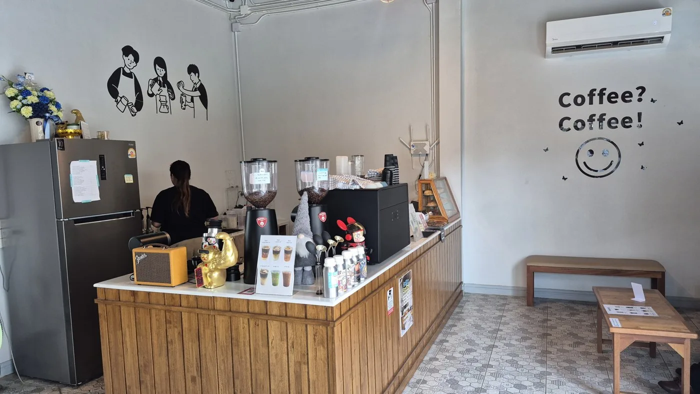 YOUR COFFEE ร้านกาแฟมินิมอล มวกเหล็ก